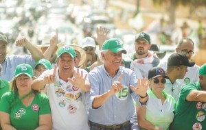 Caiado lidera carreata em apoio a Kleber Marra em Caldas Novas